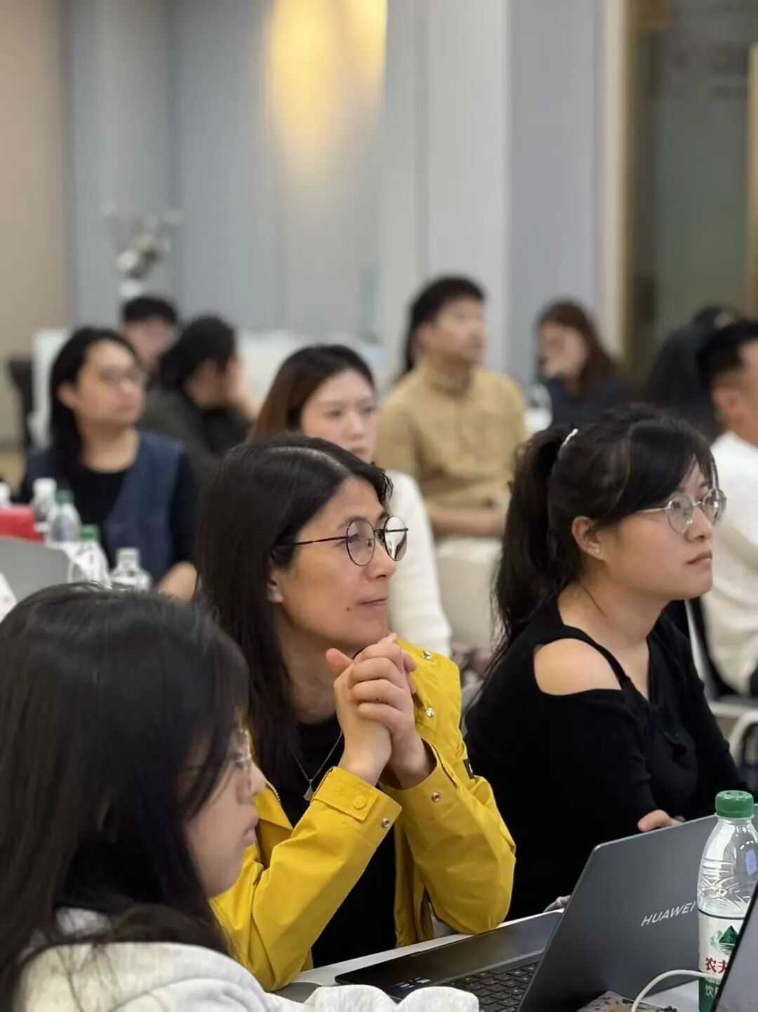若凡 SEO 研习室上海站回顾:2 天 Google SEO 实战,从 “知识” 到 “落地” 的破局之旅 - frc de8d700db04070a065c2a72043e4fcae
