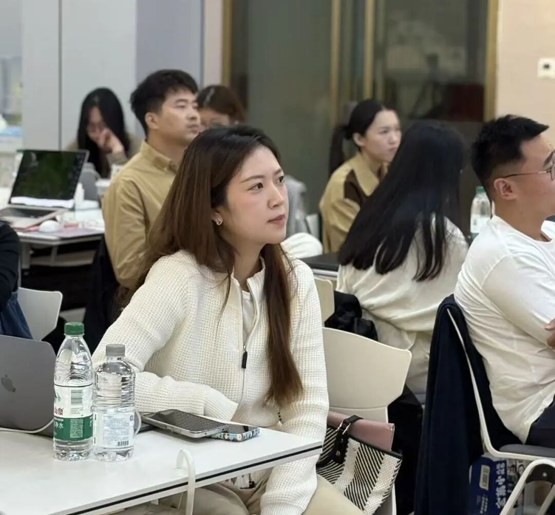若凡 SEO 研习室上海站回顾:2 天 Google SEO 实战,从 “知识” 到 “落地” 的破局之旅 - frc f7739f8f590a6a3bd847253a16b23cf5